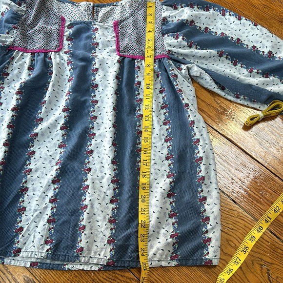 Matilda Jane Quick Getaway style top. Floral blue and pink. No size tag. - Picture 7 of 10